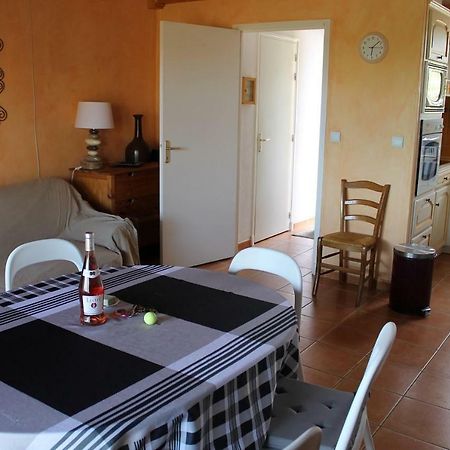 ארל Appartement Dans La Residence Les Mazets De Camargue מראה חיצוני תמונה